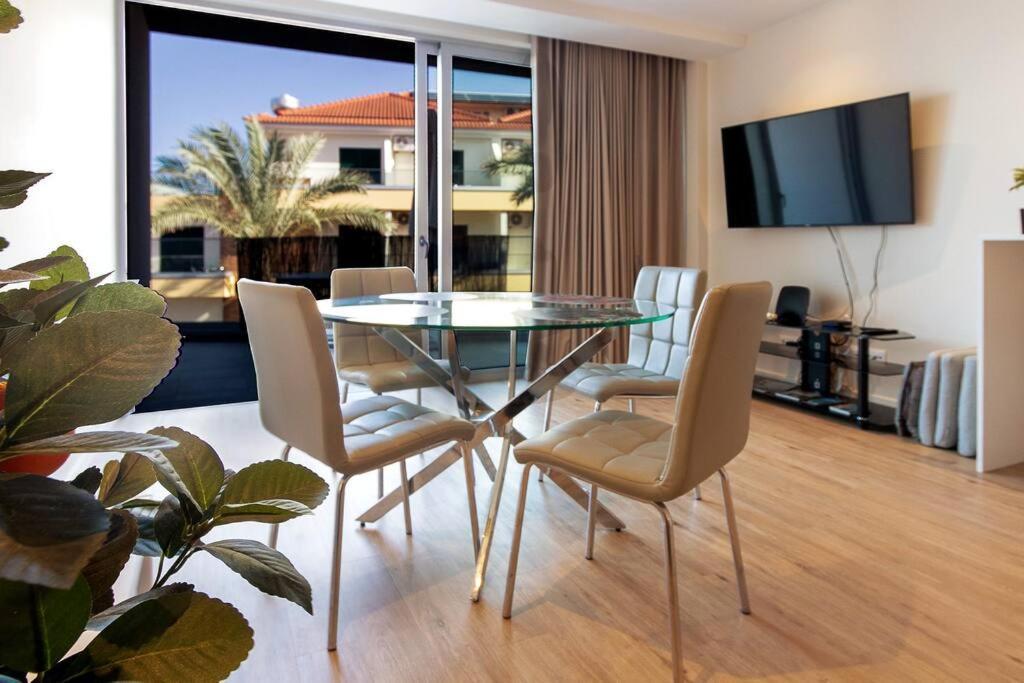 Luxury And Modern Apartment In Porto Moniz Center Exteriör bild