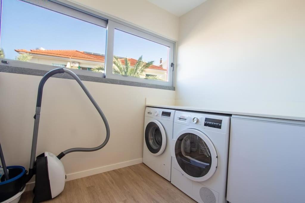Luxury And Modern Apartment In Porto Moniz Center Exteriör bild