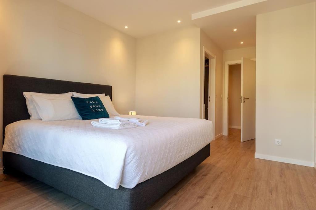 Luxury And Modern Apartment In Porto Moniz Center Exteriör bild