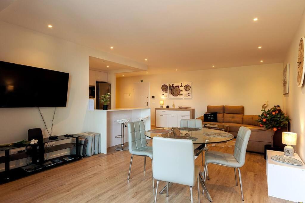 Luxury And Modern Apartment In Porto Moniz Center Exteriör bild