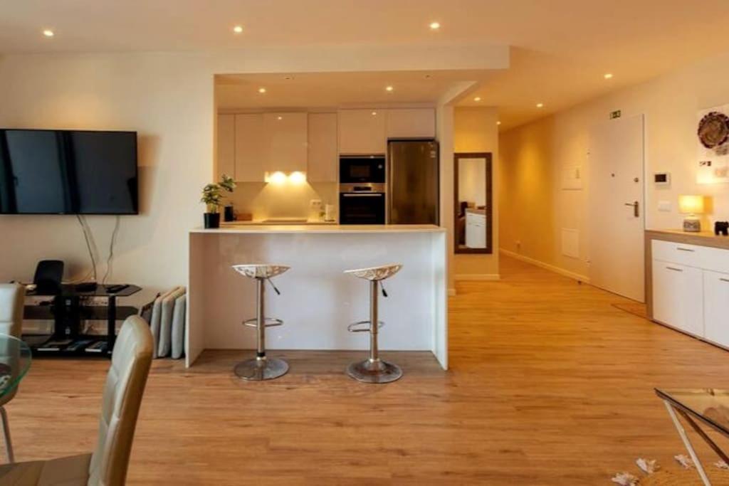 Luxury And Modern Apartment In Porto Moniz Center Exteriör bild